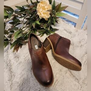 EARTH ORIGINS NWOT OMBRE BROWN ANKLE BOOTS SIZE 8.5 1206